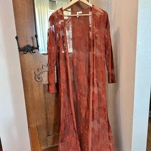 Sky and Sparrow Terracotta Sheer Kimono